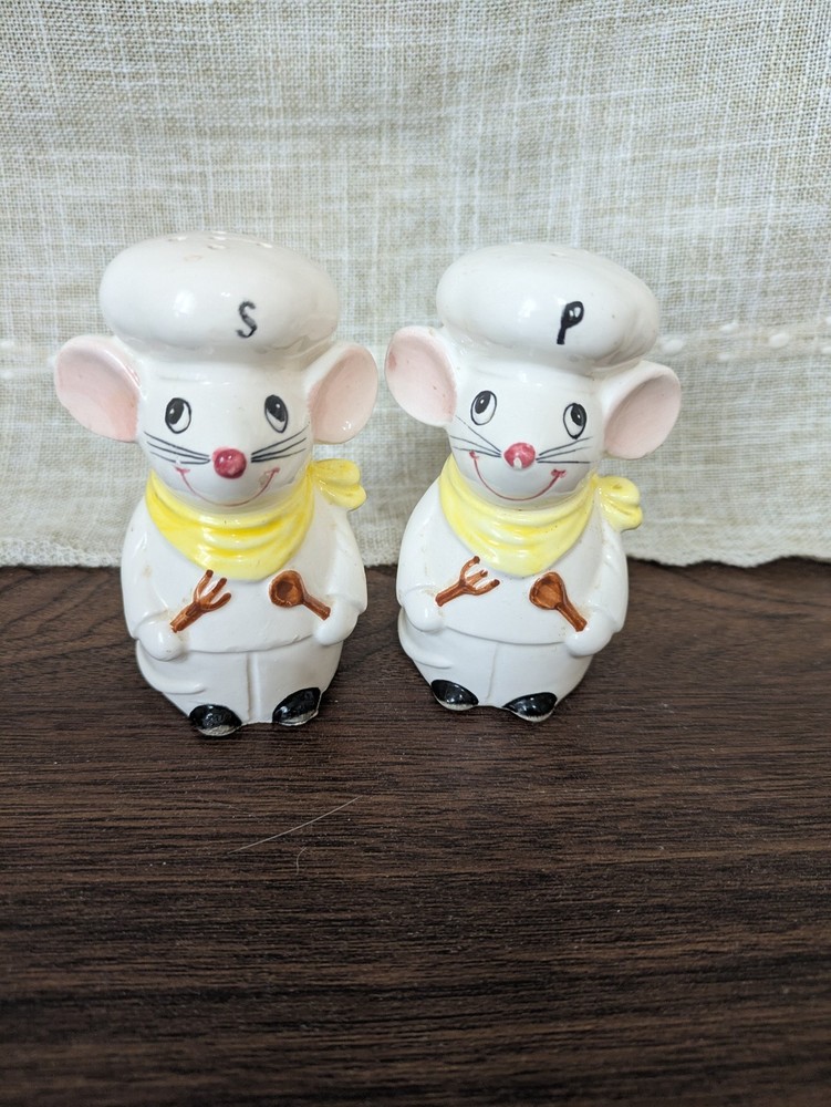Vintage Chef Mouse / Mice Salt & Pepper Shaker Set