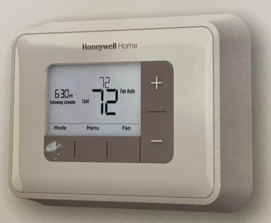 Honeywell Home-NEW-T3 Programmable Thermostat-Heating & Cooling Touch Screen