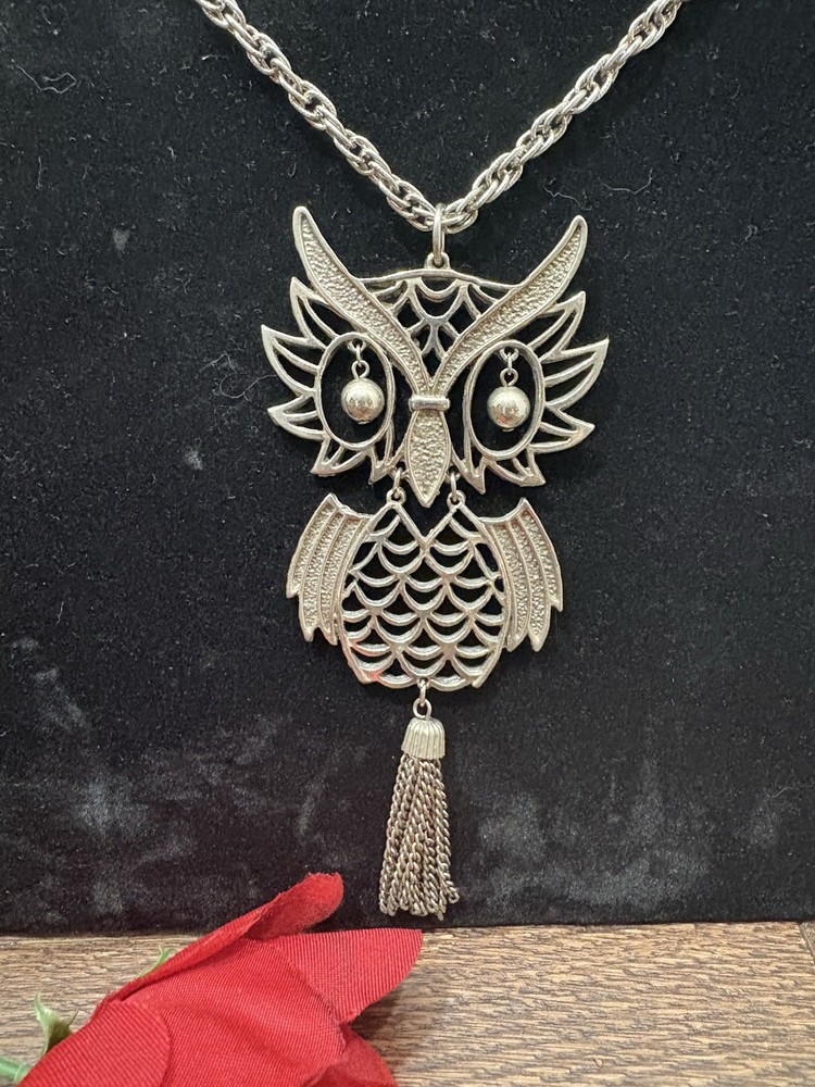 Vintage Owl Pendant With Articulated Tail/Body Necklace 24” Silver Tone Chain