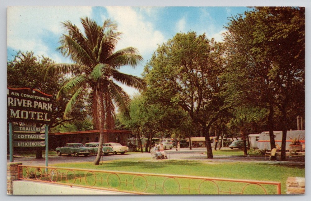 Vintage River Park Motel Trailer Park Miami FL Postcard 1960s Dexter Press