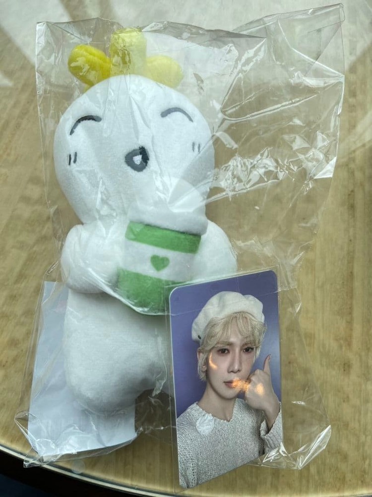 ATEEZ YEOSANG CUP SLEEVE KEYRING