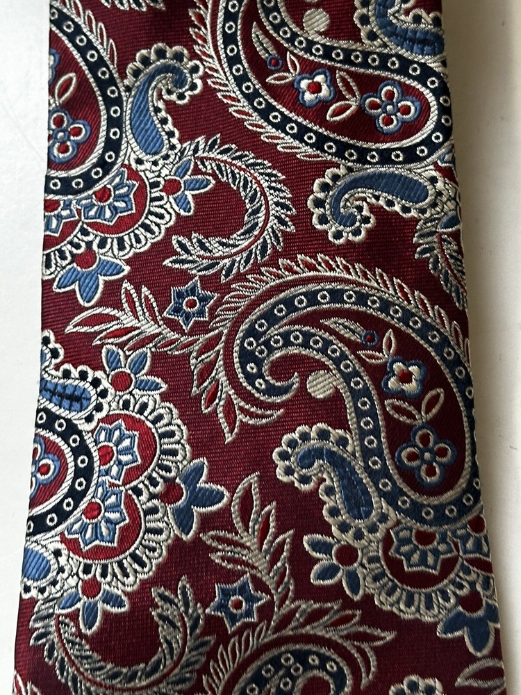 Vintage Tommy Hilfiger Men's Neck Imported Italian Silk, Made in USA, Paisley