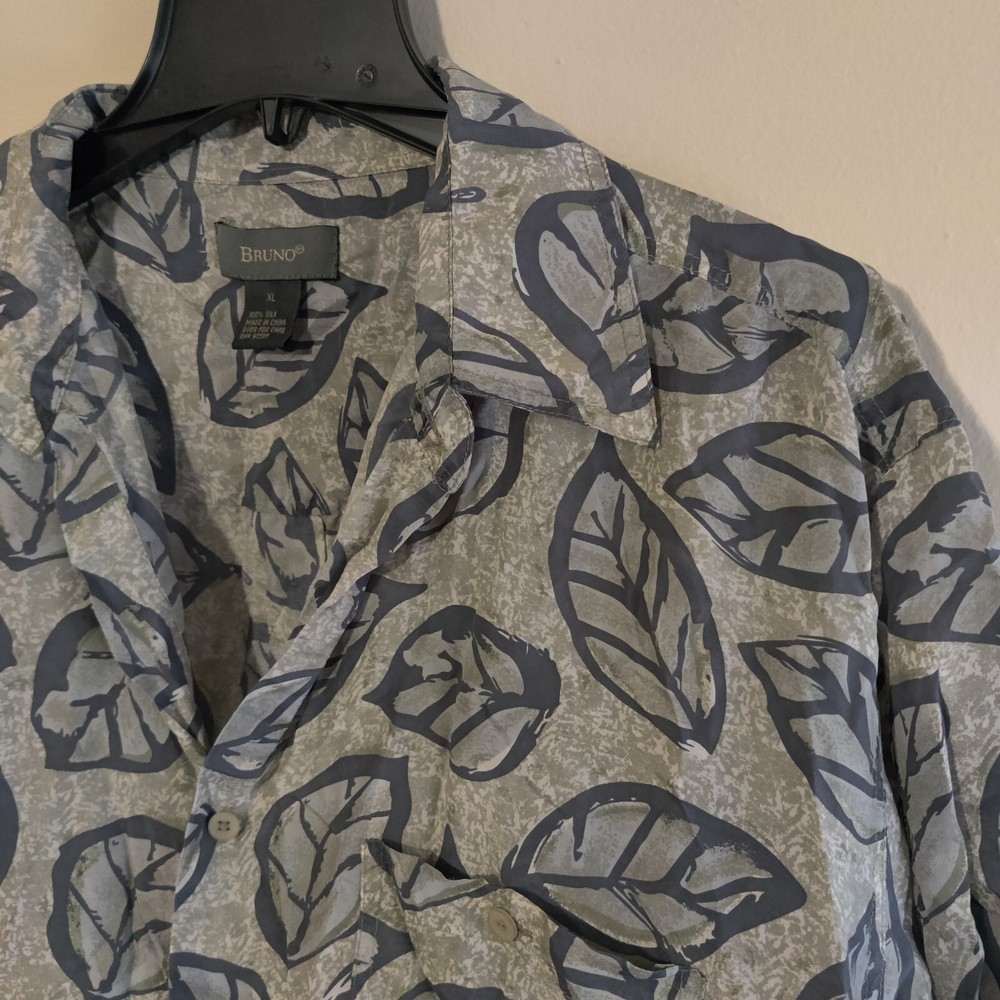 Bruno Hawaiian Shirt Mens XL 100% Silk Tropical Short Sleeve Leaf Button Up