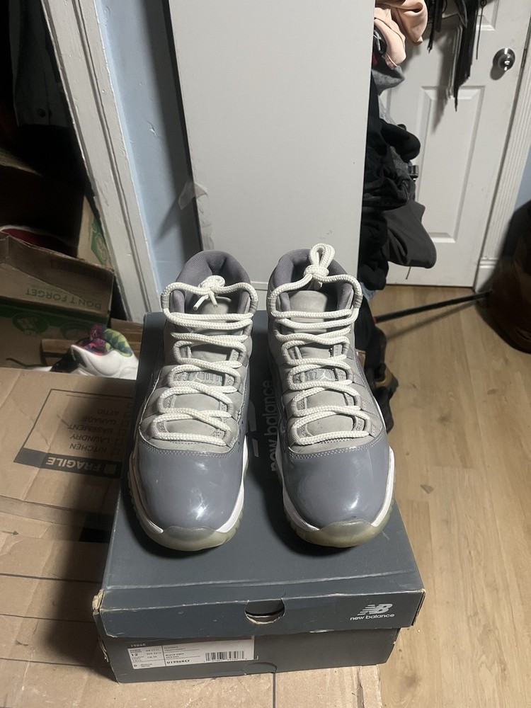 Air Jordan 11 Cool Gray Size 8 No Box
