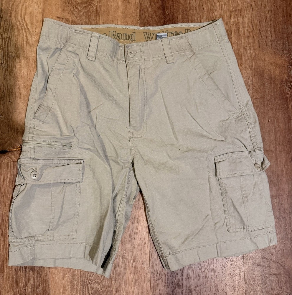 American Eagle Next Level Flex Khaki Chino Shorts Mens 31 Longer Length Tan