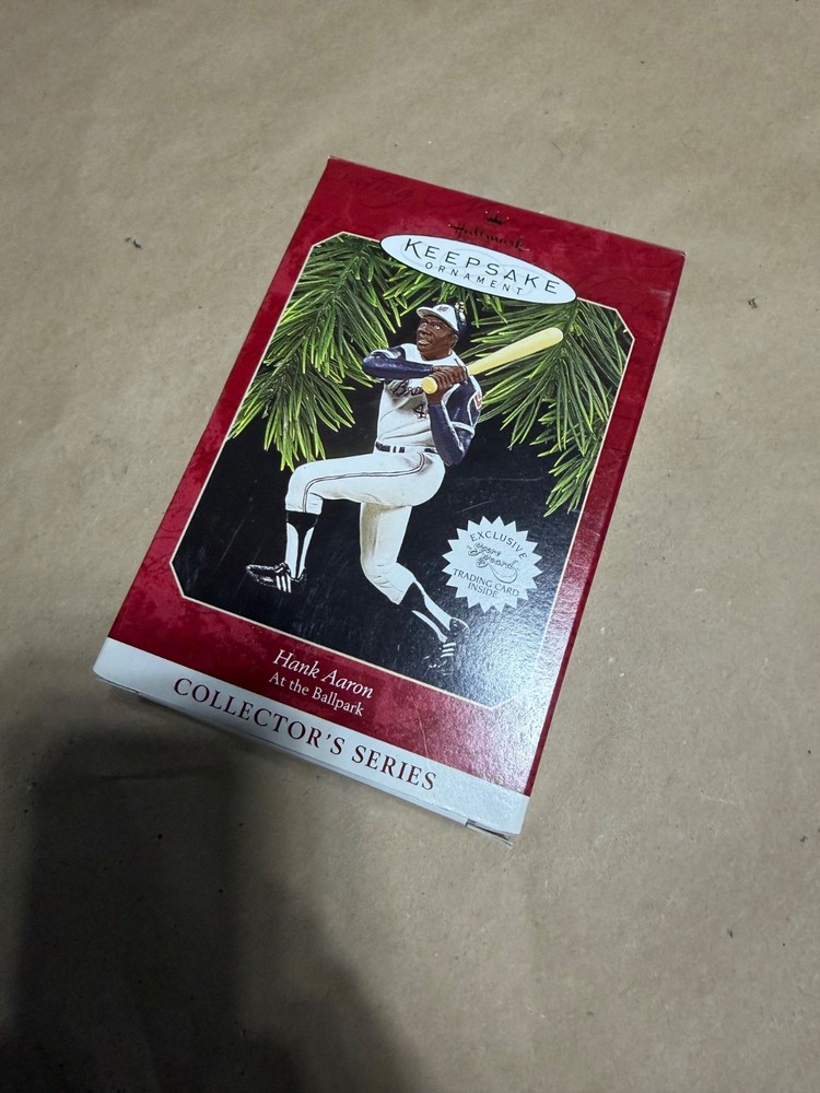 1997 Hallmark Keepsake Hank Aaron Atlanta Braves MLB Ornament