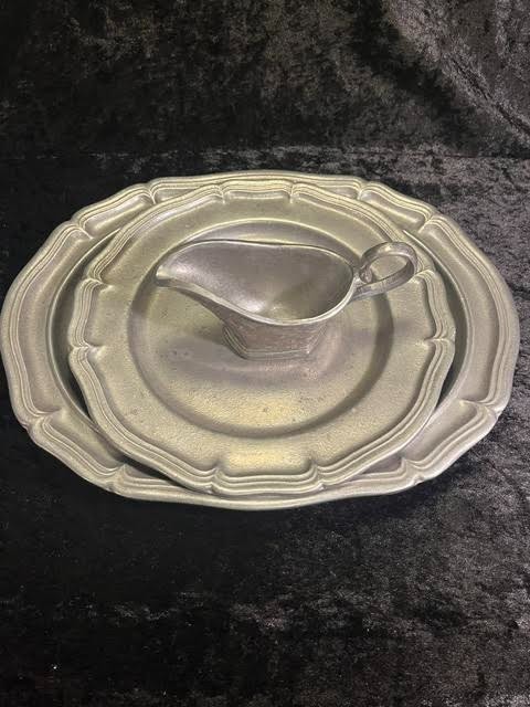 Vintage Wilton Armetale Queen Anne 3 Pc Set: Serving Platter, Plate, Sauce Boat