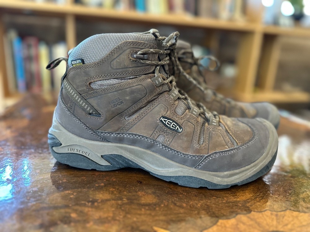 Keen Men's Circadia Mid Waterproof Leather Hiking Boot Bison/Brindle 10.5 US
