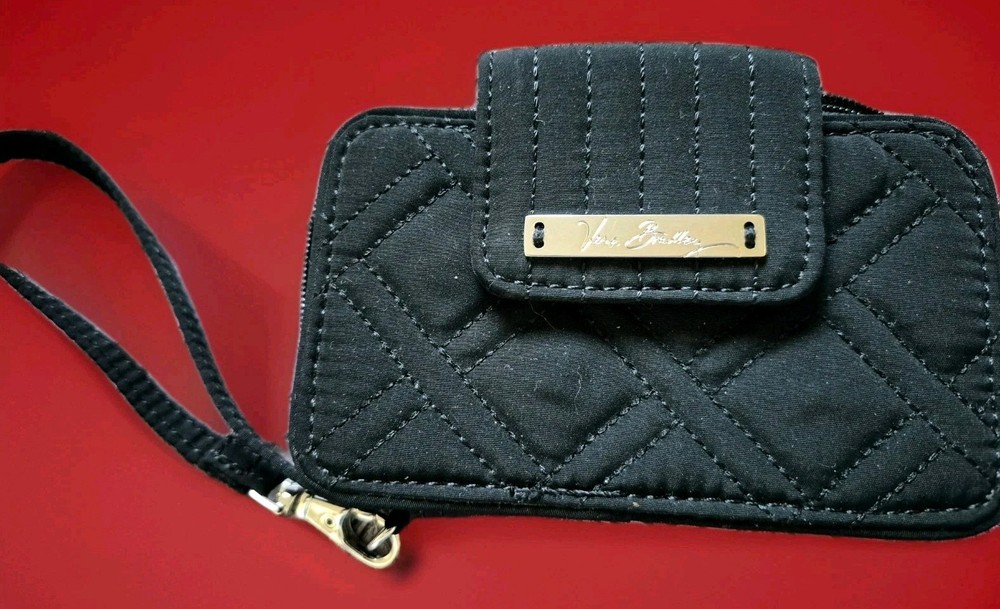 Vera Bradley Black Quilted Wristlet Wallet Zip Around ID Window Credit Card