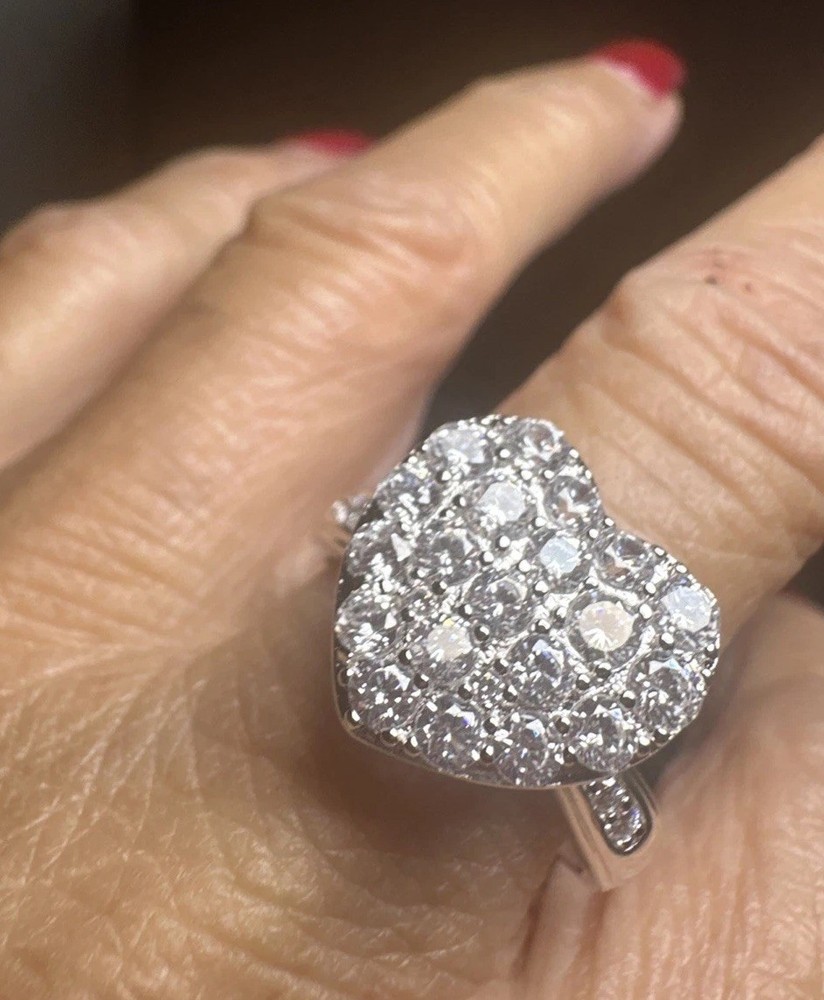 925 sterling silver Cubic Zirconia Heart ring size 8