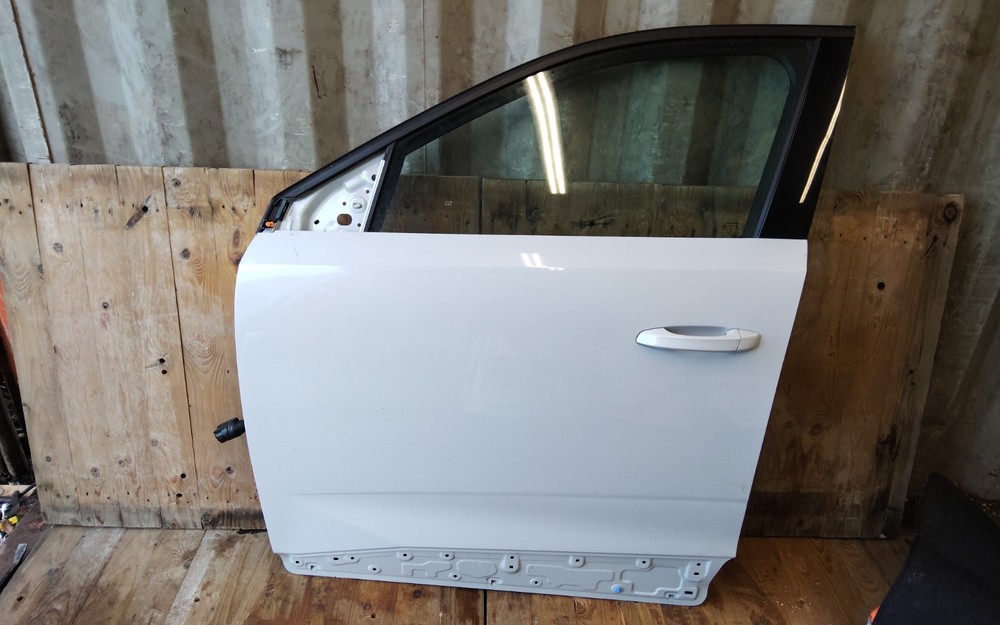 2024-26 PEUGEOT 5008 FACELIFT 5 Door White Passengers Left Front Door