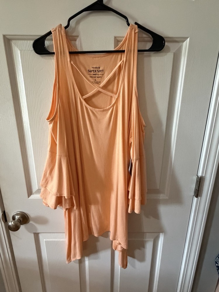 Torrid Peach Solid Knit Rayon Spandex Scoop Neck Ruffle Strap Tank Top 1