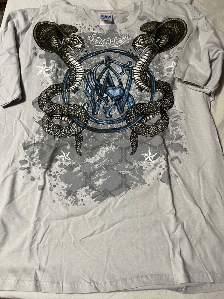 Y2K Smith & Wesson Graphic T Shirt Size XL