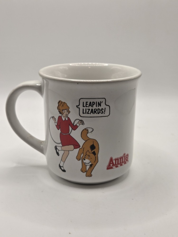 Vintage 1982 Little Orphan ANNIE Coffee Cup 