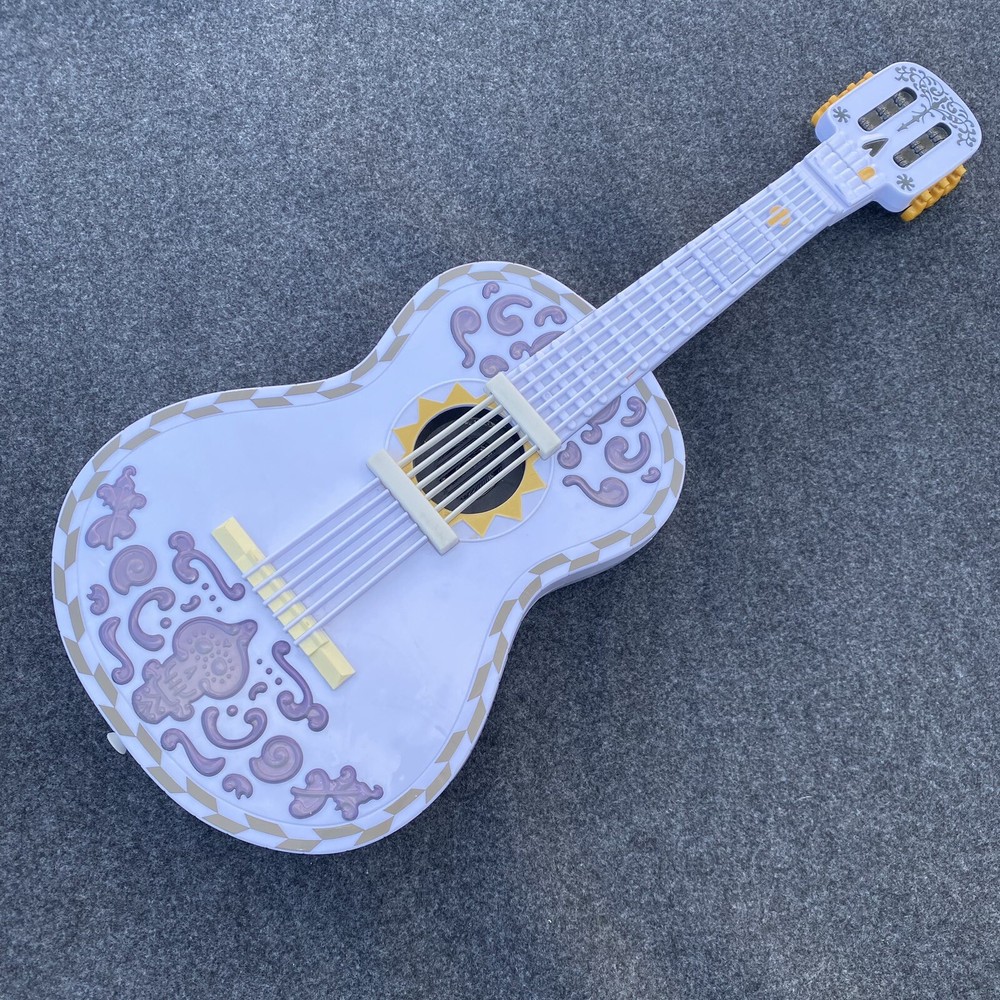 Disney Pixar Coco Interactive Miguel White Toy Guitar 8 Chord Sound & Light