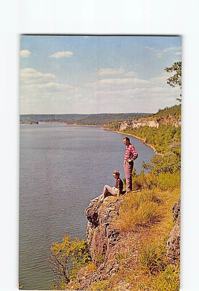 Postcard The Palisades Lake of the Ozarks Missouri USA