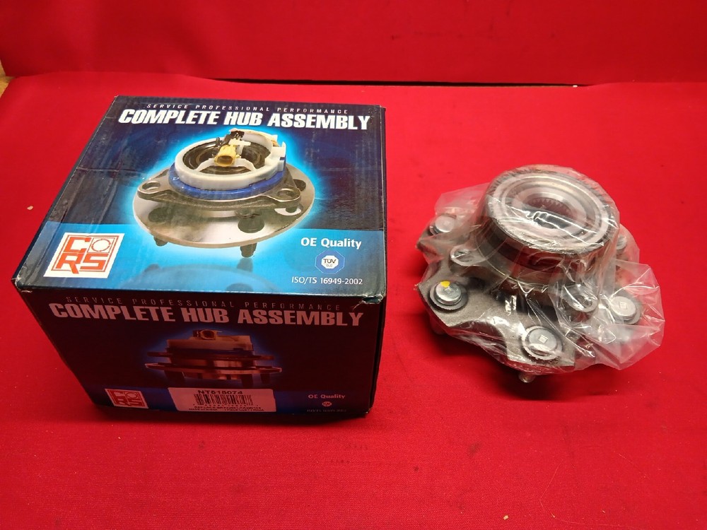 2001 - 2006 Mitsubishi XLS / Limited - FULL SIZE - Front Wheel Hub Bearing