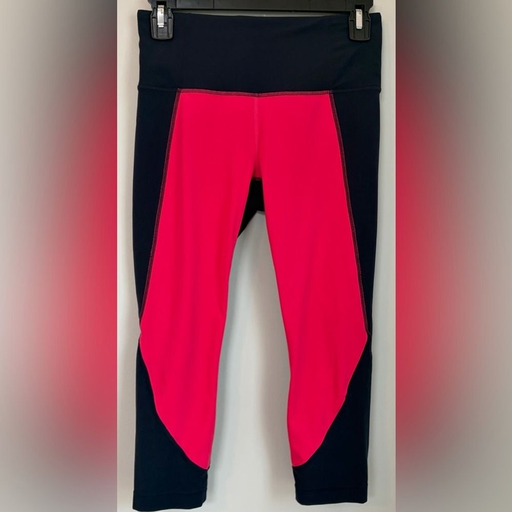 Athleta Navy and Pink Colorblock Cropped Leggings Workout Running Yoga, Small