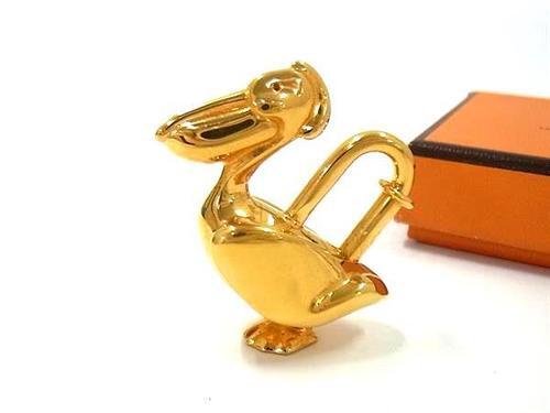 【Near MINT】HERMES Pelican Motif Cadena Lock Bag Charm Gold Brass Keychain