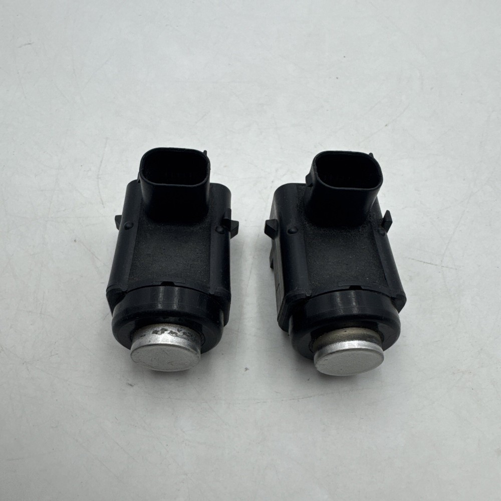 2005-2010 Cadillac STS Rear Bumper Parking Sensor in Silver Part #10335962