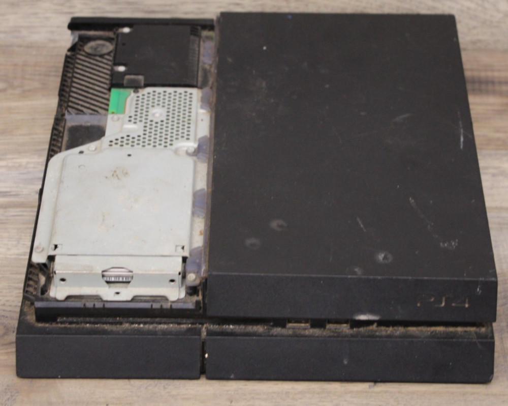 Sony Playstation 4/ Ps4 Cuh-1215A Console Only For Parts Or Repair
