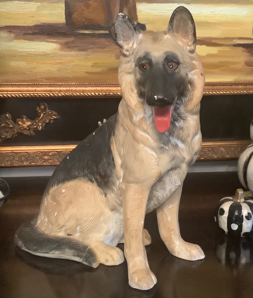 11 Inches lifelike German Shepherd Dog Statue Plaster home  Décor