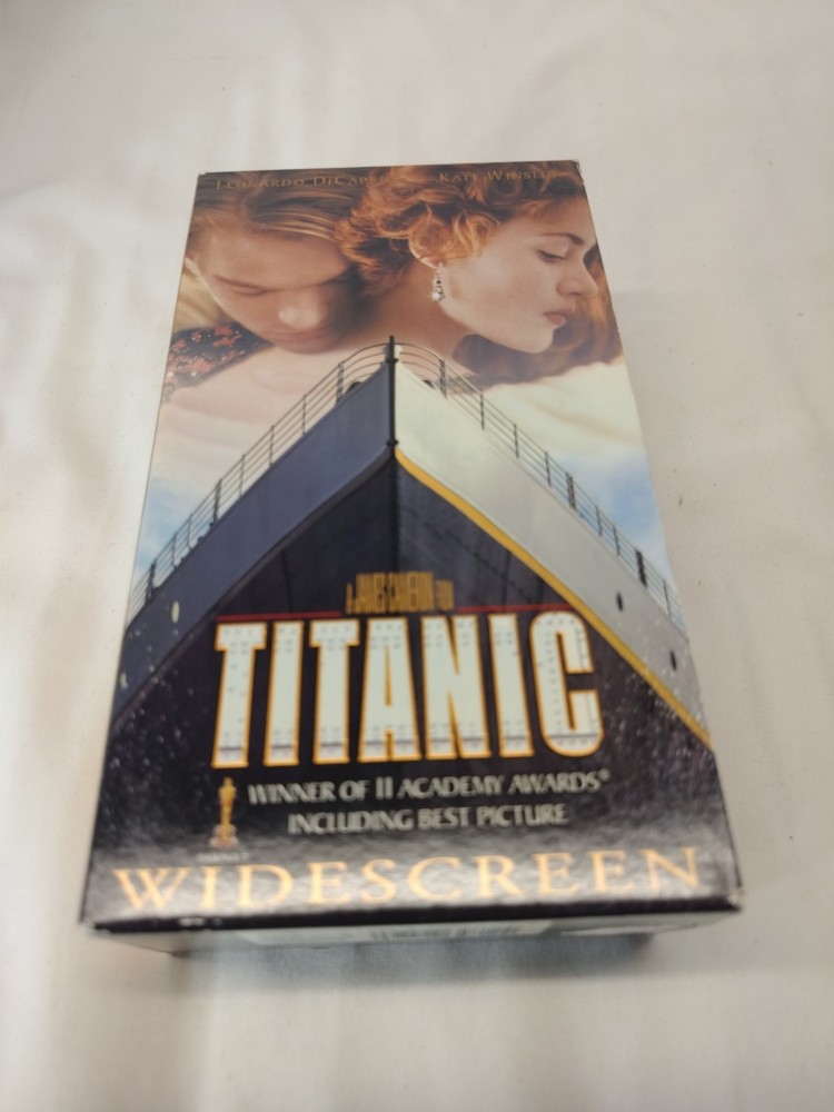 Titanic (VHS, 1998, 2-Tape Set, Widescreen Edition)