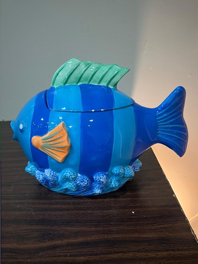 Vintage Blue Tropical Fish Cookie Jar with Lid Nautical Ocean Decor 14