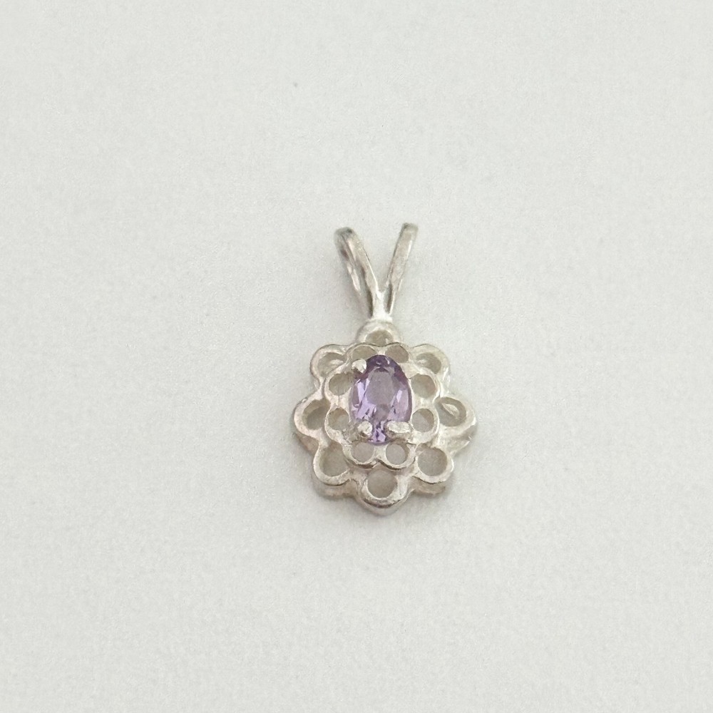 Vintage 925 Sterling Silver Genuine Amethyst Small Flower Charm Pendant