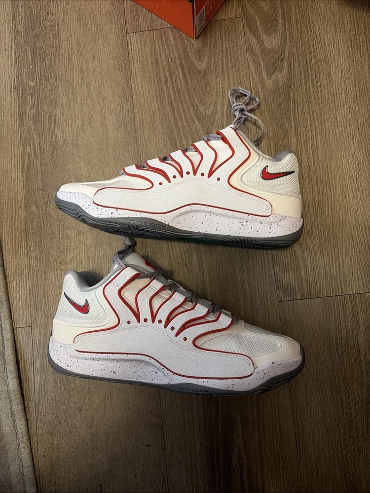 Nike KD18 ‘Wayne’ White Gray University Red HV1992-100 New Basketball Sz 7.5