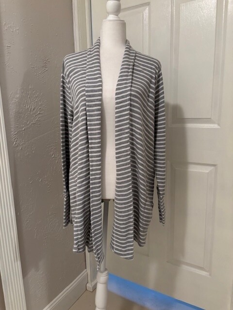 Tommy Hilfiger Gray Striped Cardigan with Pockets Size L