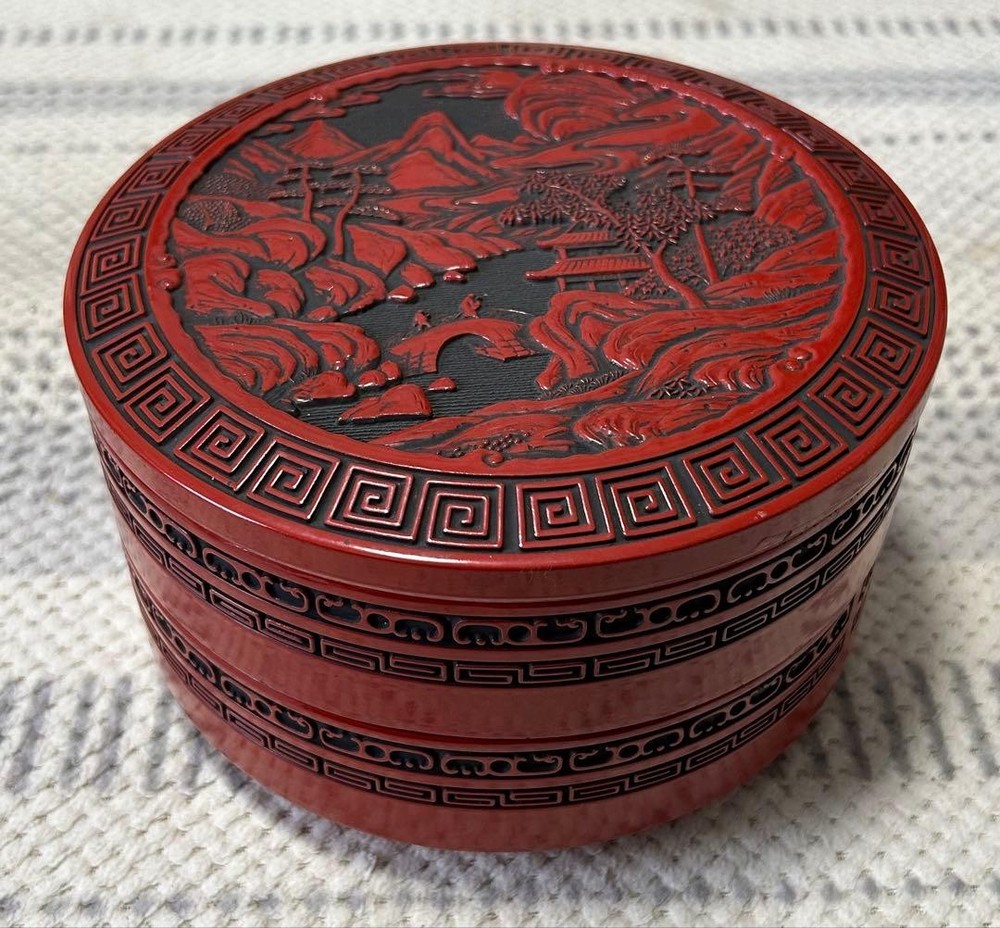 Sendai Tsuishu Red & Black Two-Tier Confectionery Bowl Vintage Collectible