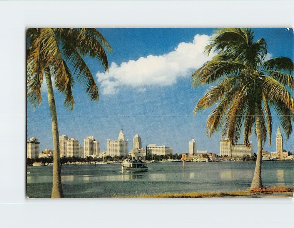 Postcard The famous skyline of Miami Florida USA
