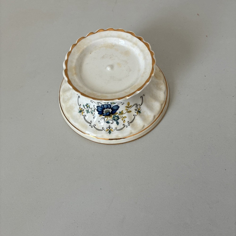 Royal Tara Irish Fine Bone China Pillar Candle Holder Stand Floral Design Galway