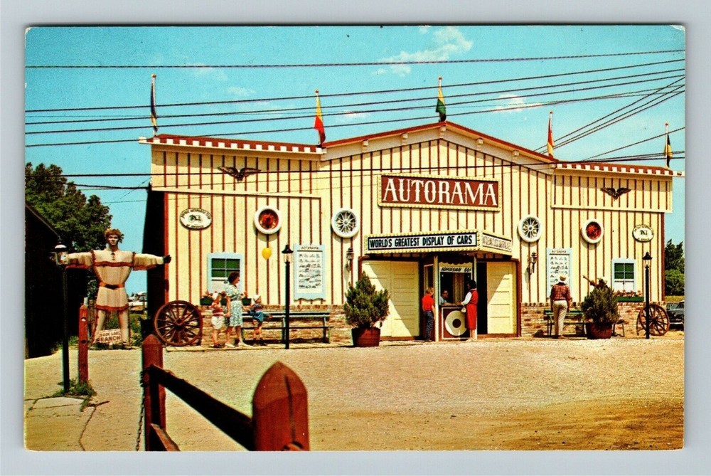 Angola IN Indiana, Buck Lake Autorama Vintage Souvenir Postcard