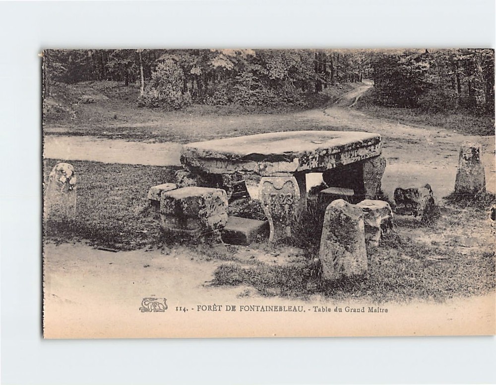 Postcard Table du Grand Maitre Château de Fontainebleau France