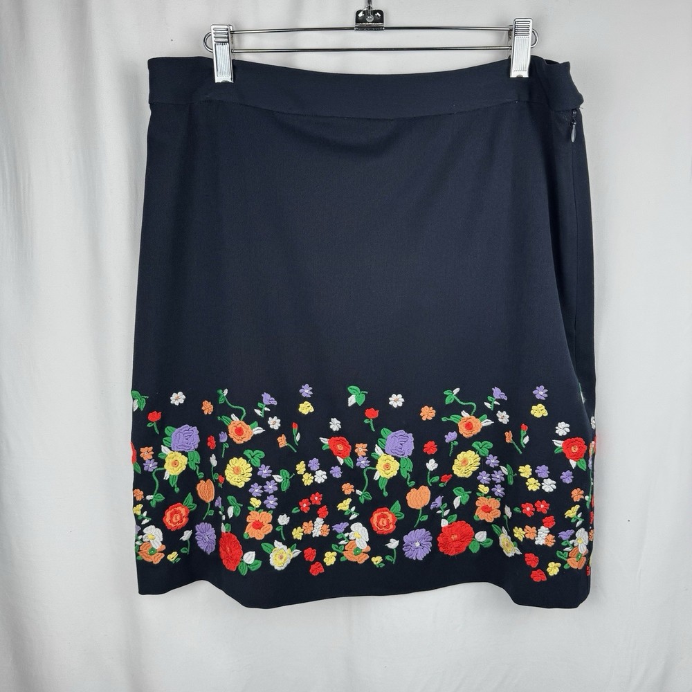Brooks Brothers Women’s Above Knee Skirt Size 8 Embroidered Floral Garden Print