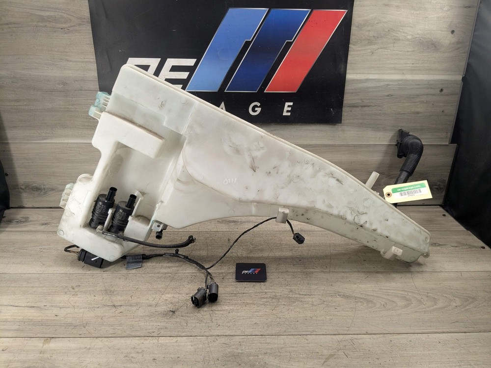 07-13 OEM BMW E70 X5 X5M Windshield Wiper Washer Fluid Pump Reservoir Tank