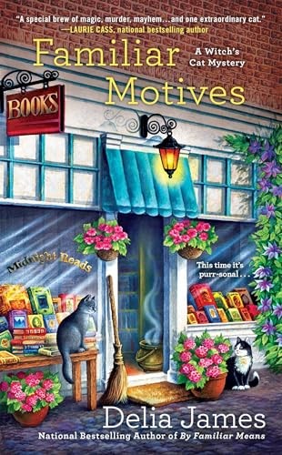 Familiar Motives (A Witch's Cat Mystery) by James