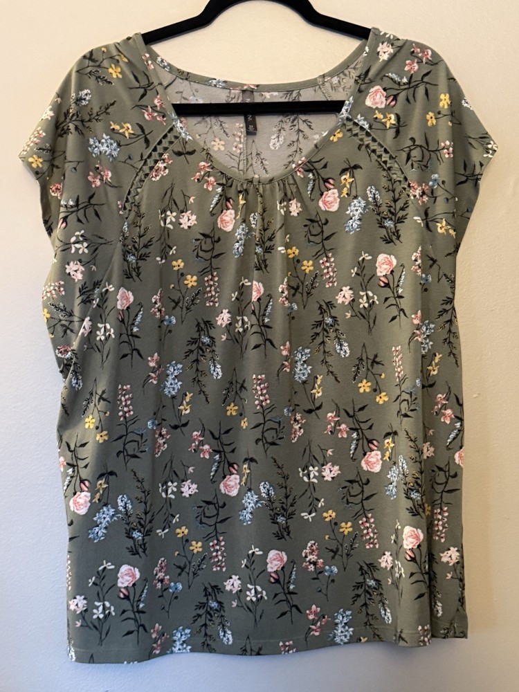 Massini Women's 1X Floral Print Blouse