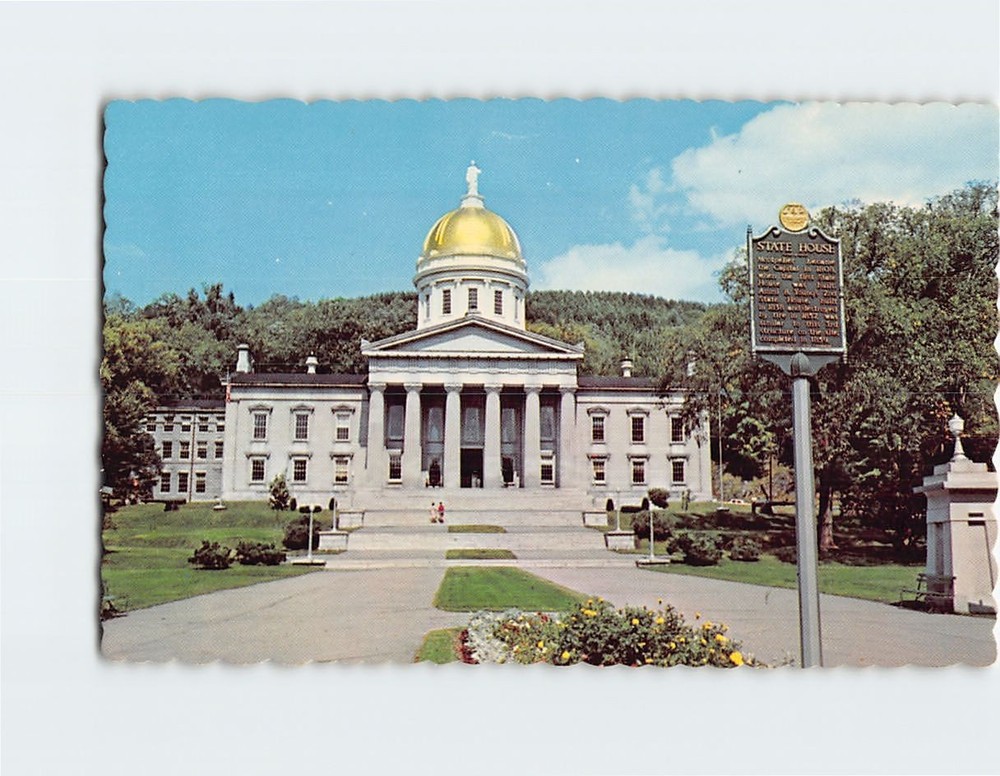 Postcard State Capitol Montpelier Vermont USA