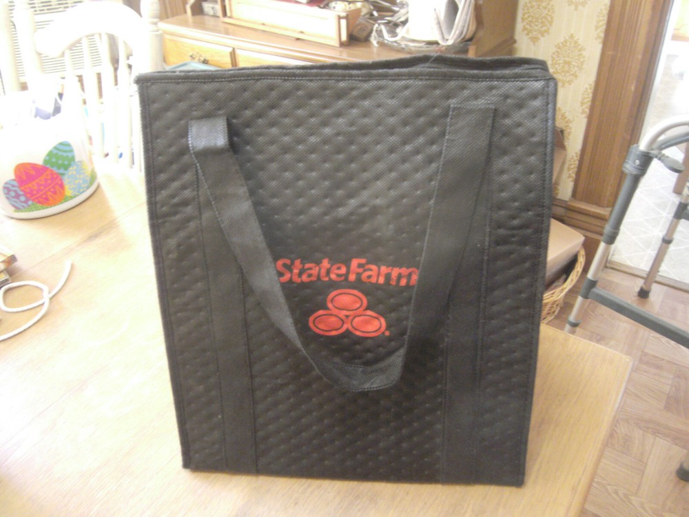 State Farm insulated zipper tote grocery bag in black by Bag Makers  