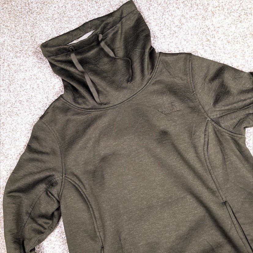 The North Face Women Green Long Sleeve Cowl Neck Fleece Mattea Pullover Flawed