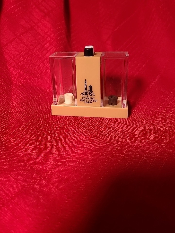 Vintage MCM Whirley Salt and Pepper Shaker duel, Kennedy Space Center Florida