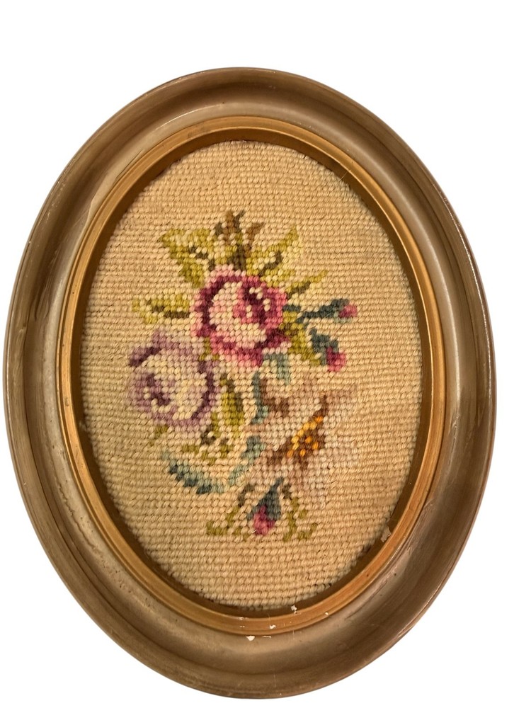 Vintage Floral Needlepoint Oval Frame 9