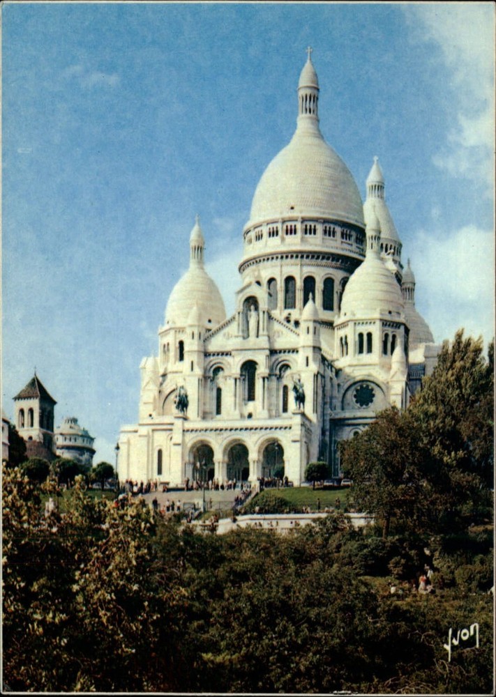 Paris France Basilica of Sacred Heart Le Sacre-Coeur vintage postcard sku057
