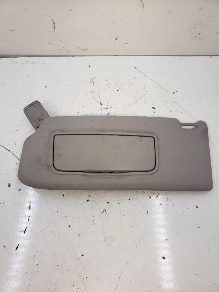 07-11 Volvo 50 Series Illuminated Driver Sun Visor 885850