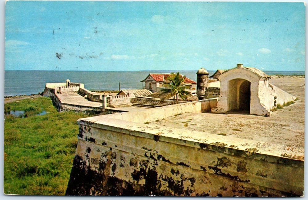 Postcard - Wall section 