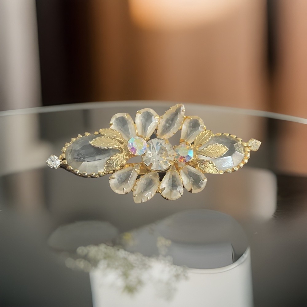 Vintage Aurora Borealis Rhinestone Brooch Pin Gold Tone Juliana Style Cluster