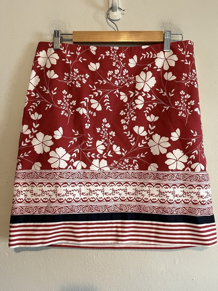 Ann Taylor Loft Pink & White Floral A-Line Skirt Size 8  Work Career